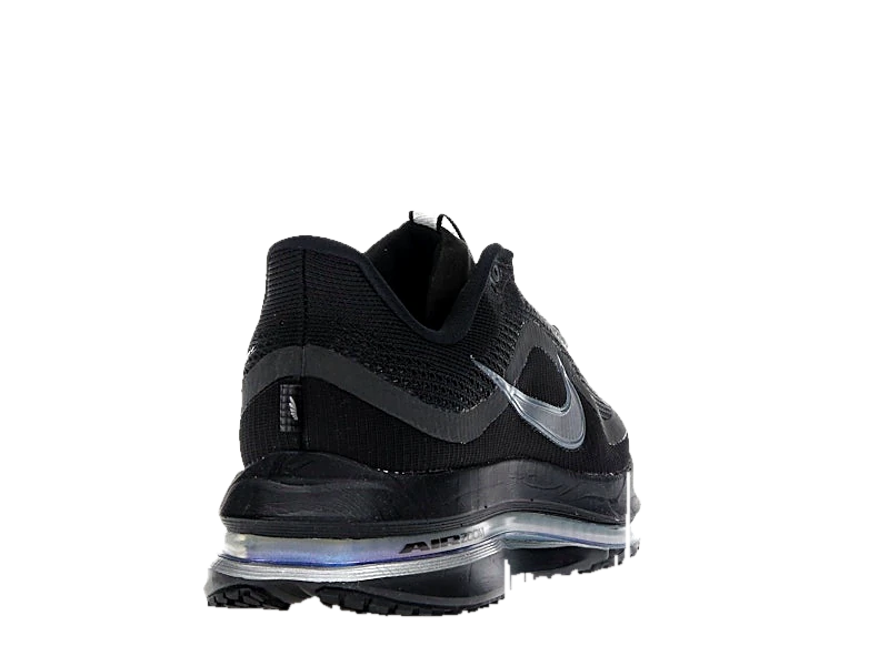 Close view of the visible Air Zoom unit in the sole